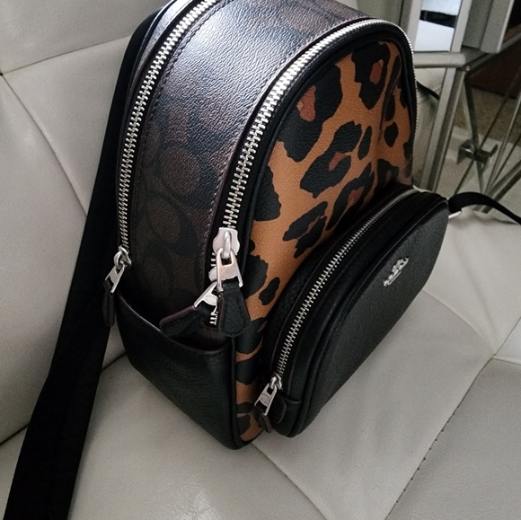 Coach backpack - Picture 2 of 3